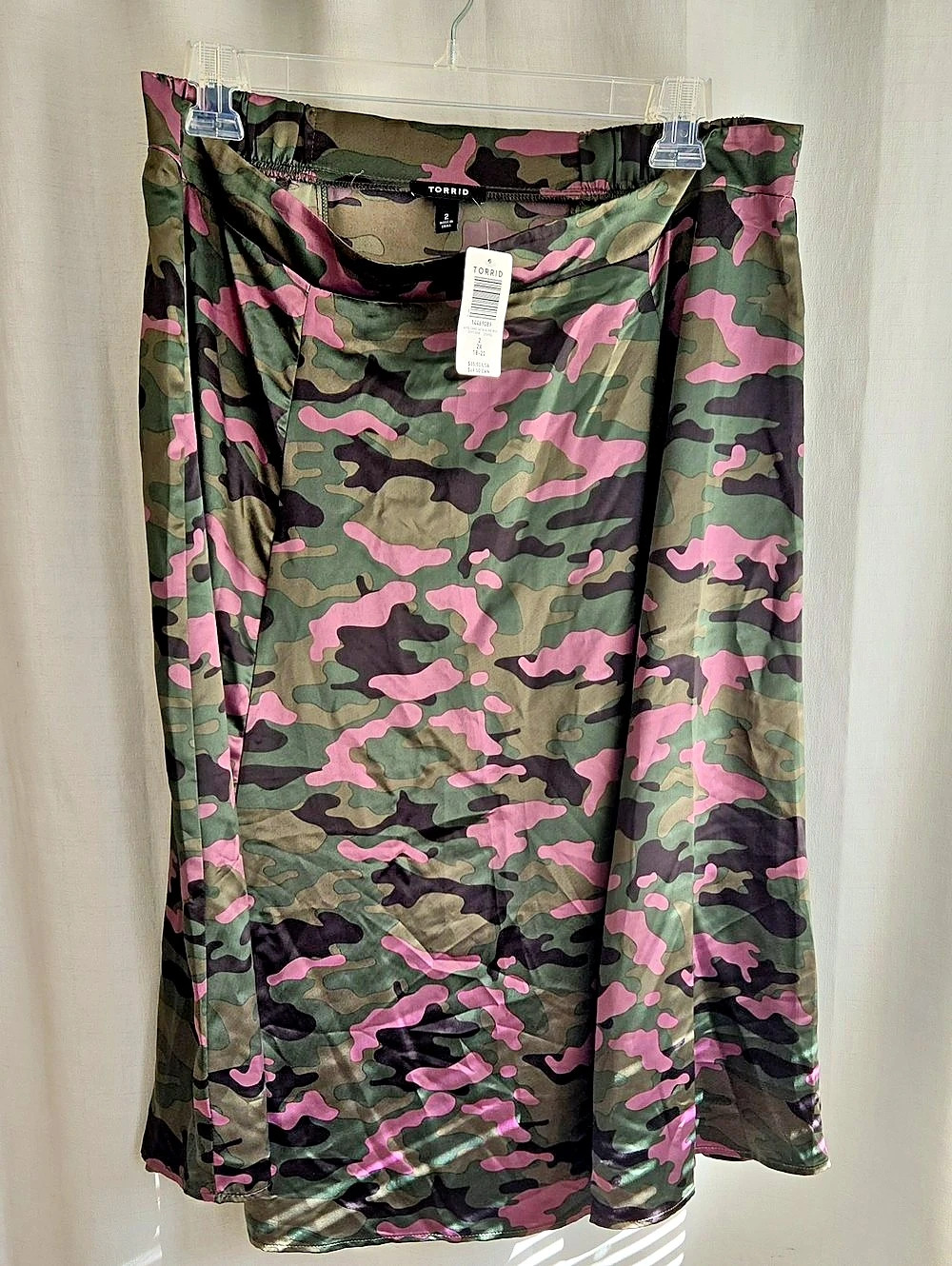 Torrid Camouflage Satin Slip Midi Skirt Size 2 2X Green Pink Camo NWT